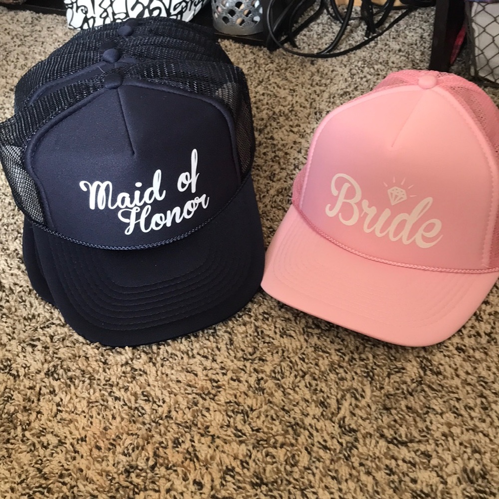 1 Maid of Honor,  1 Bride Hat, 5 Bridesmaids
